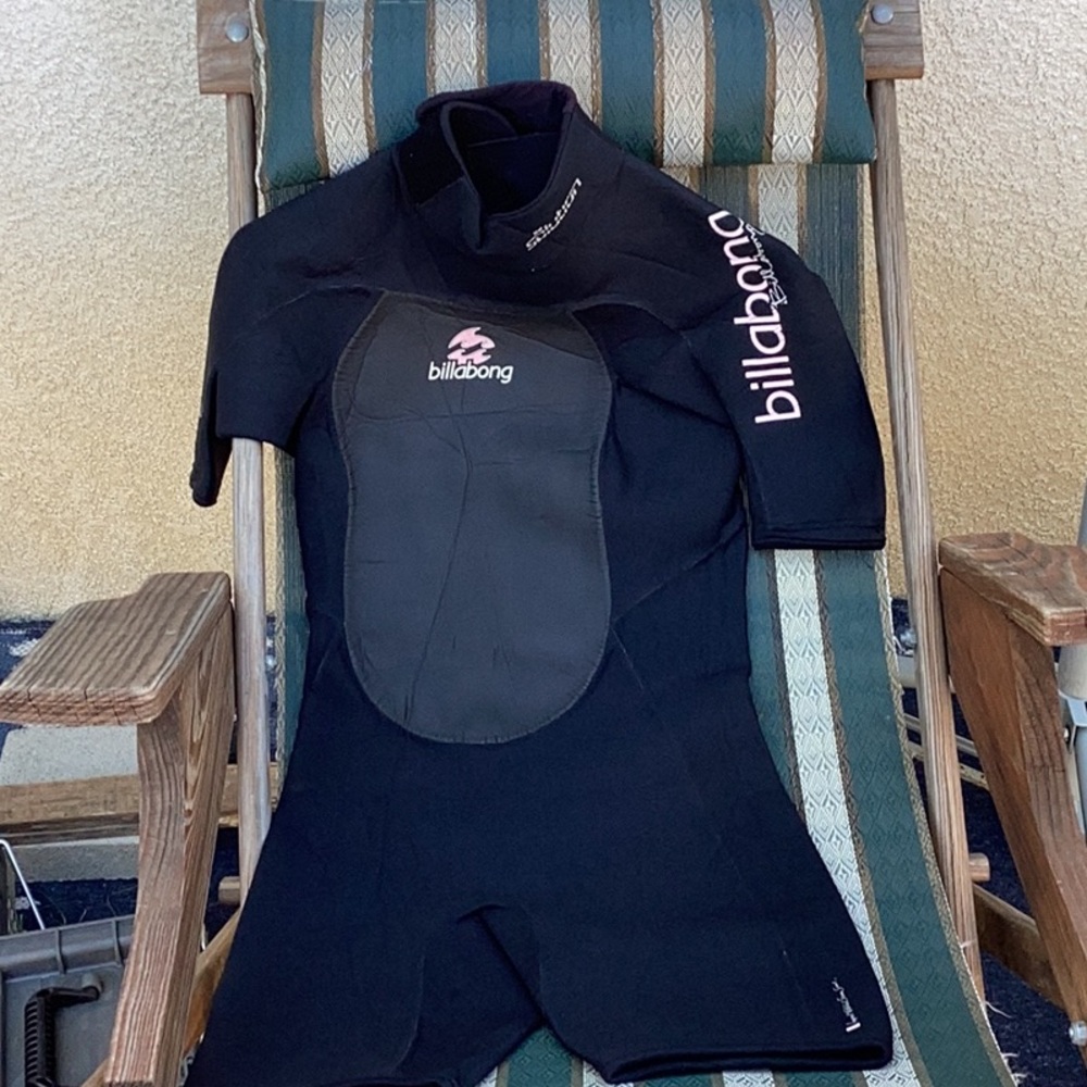 Billabong shorty suit